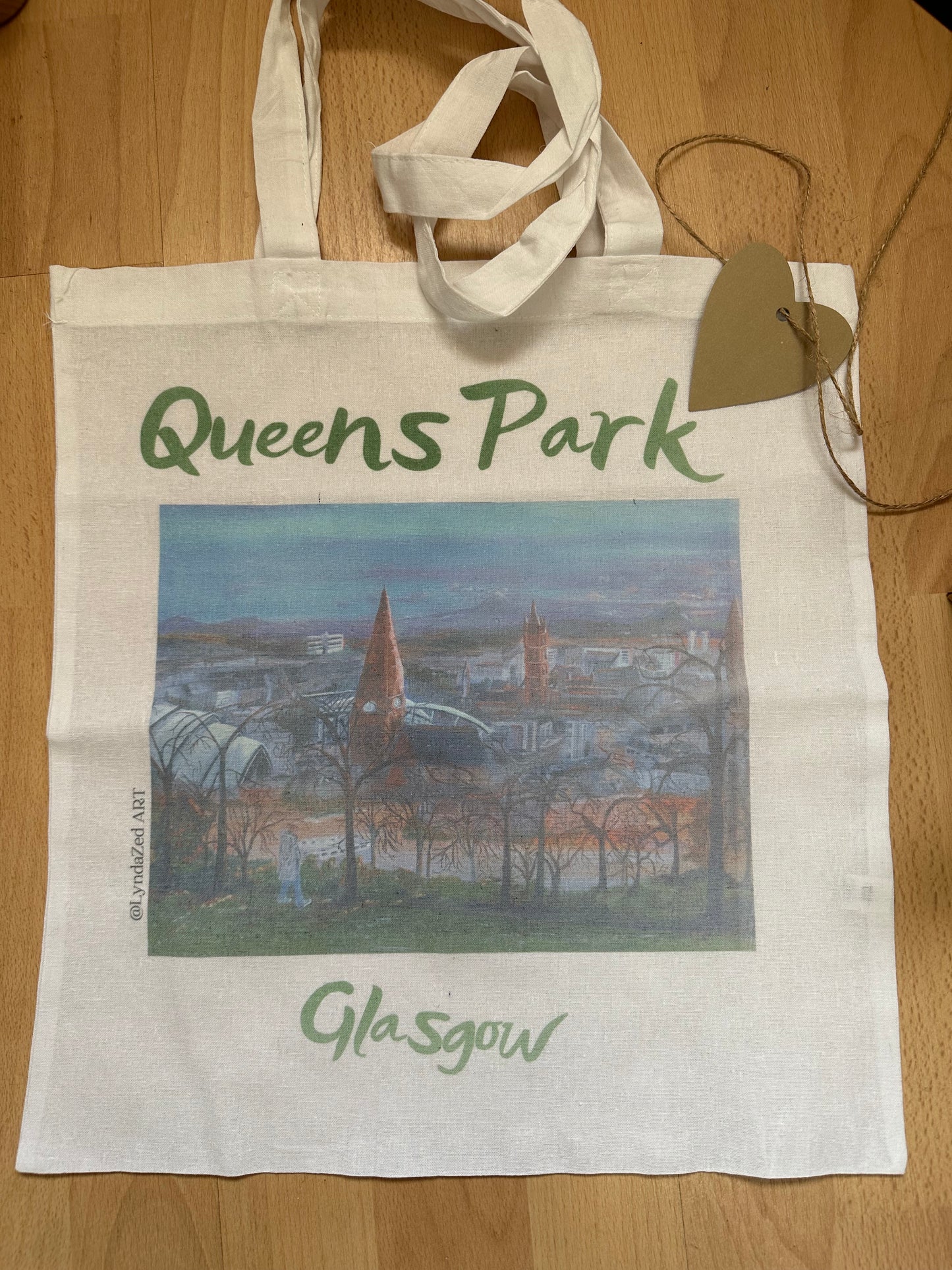Giftbox Glasgow Queens Park Viewpoint tote bag detail